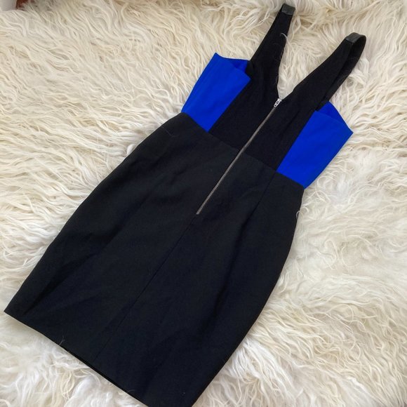 MASON V-Neck Mini Dress - Picture 8 of 10